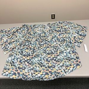 Zac and Rachel Floral Top Size 2x Nwt 322